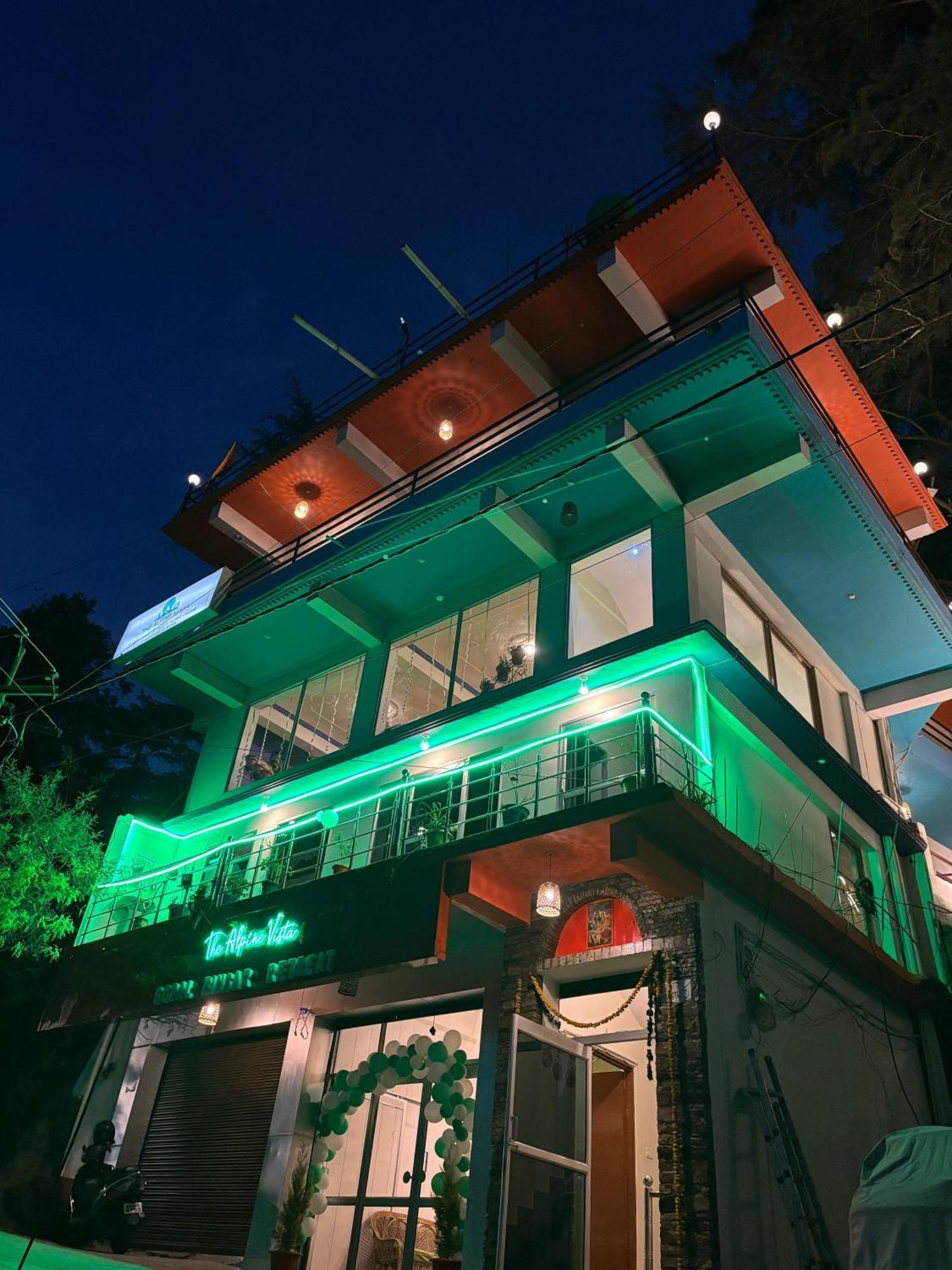 The Alpine Vista Hotel Almora Exterior foto