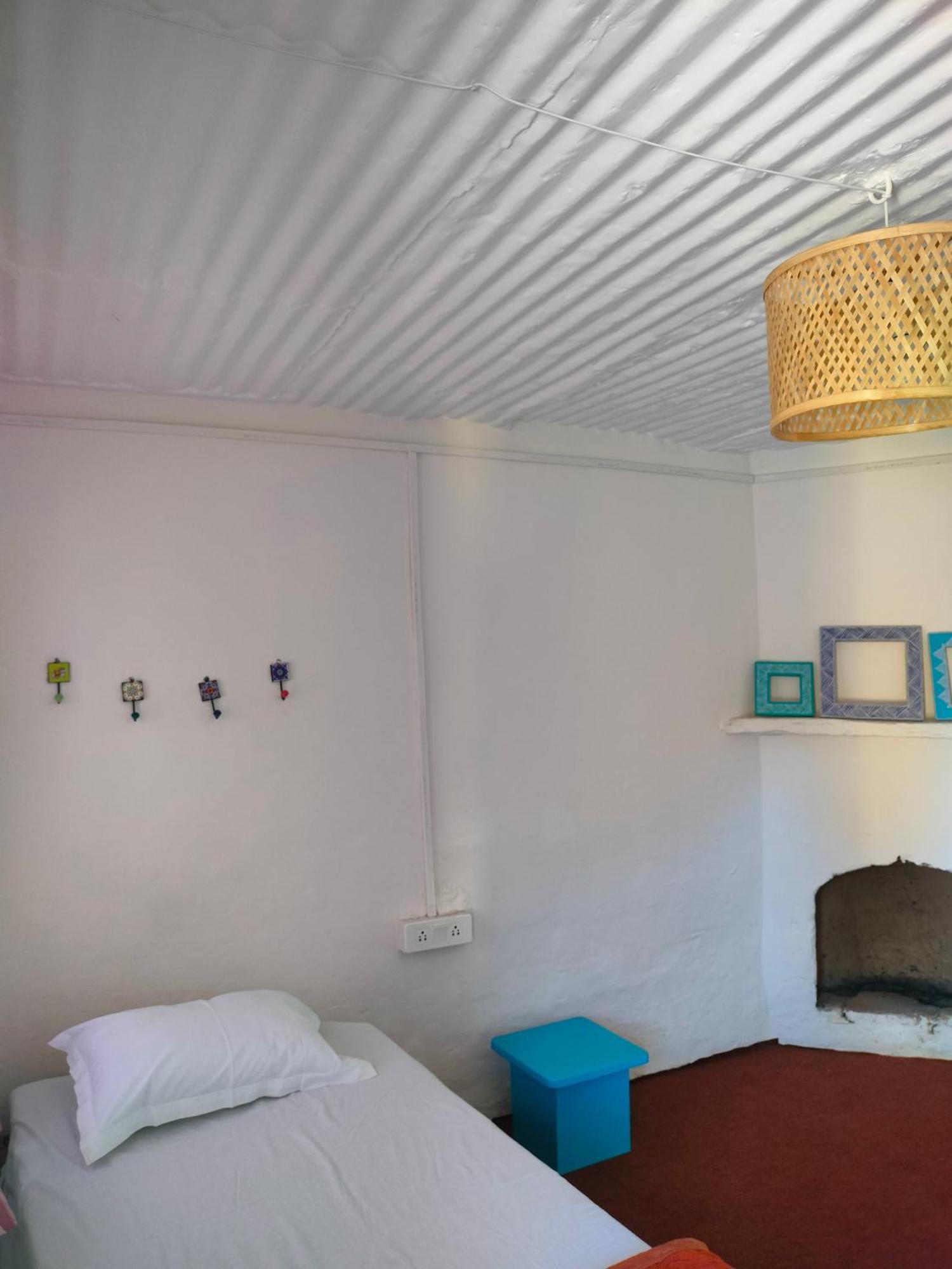 The Alpine Vista Hotel Almora Exterior foto
